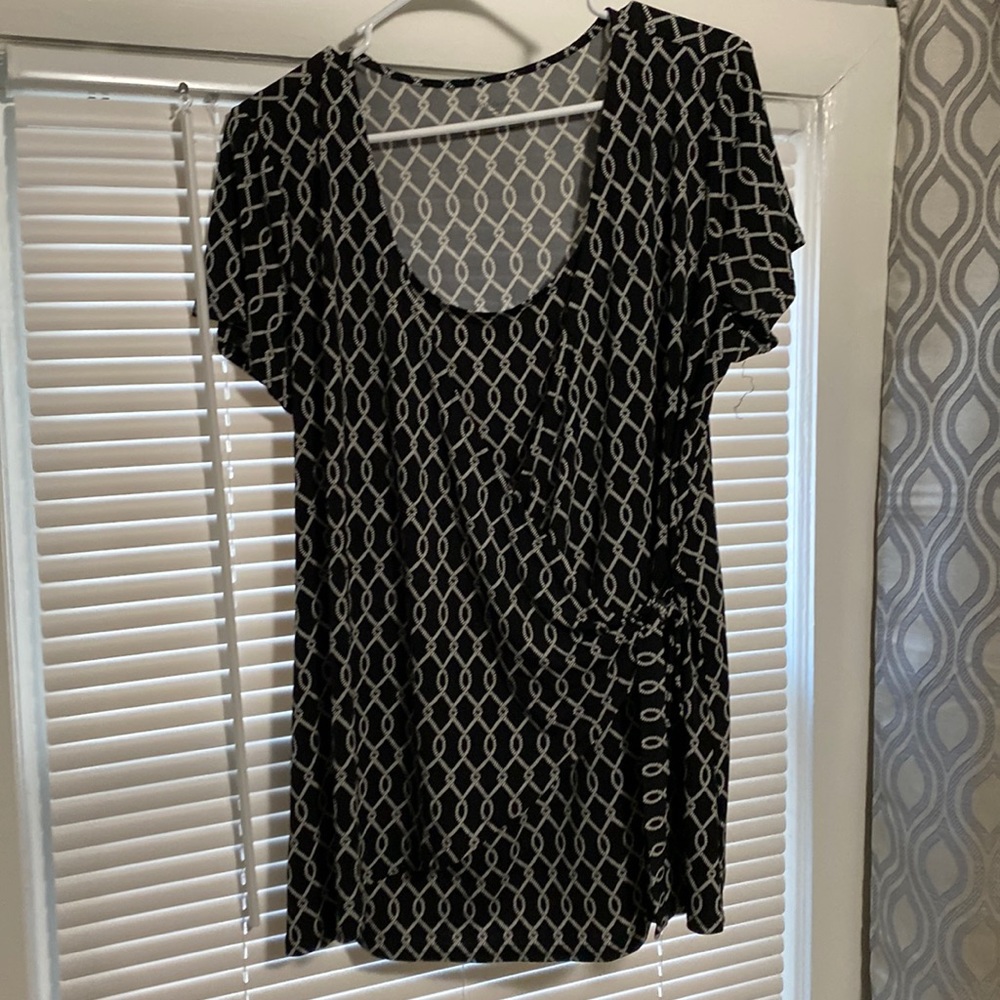 Motherhood maternity too size xl nursing top